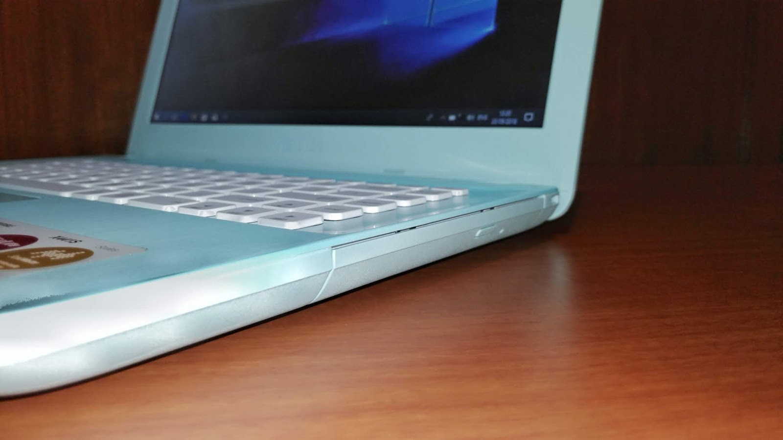 Asus X441 spesifikasi & harga