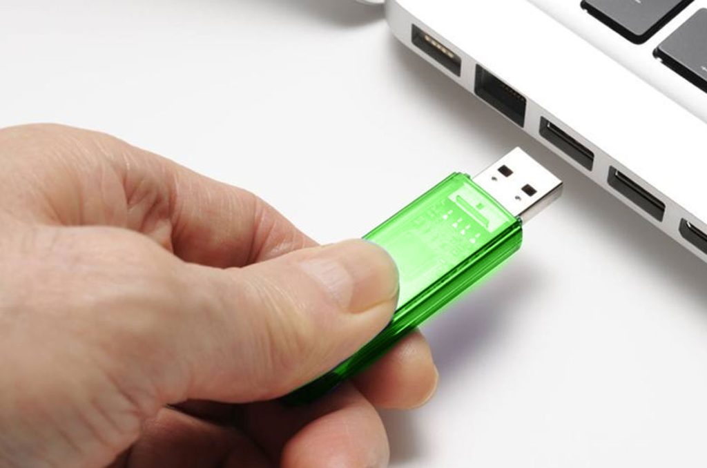 Cara Mengatasi flashdisk tidak terdeteksi di disk management